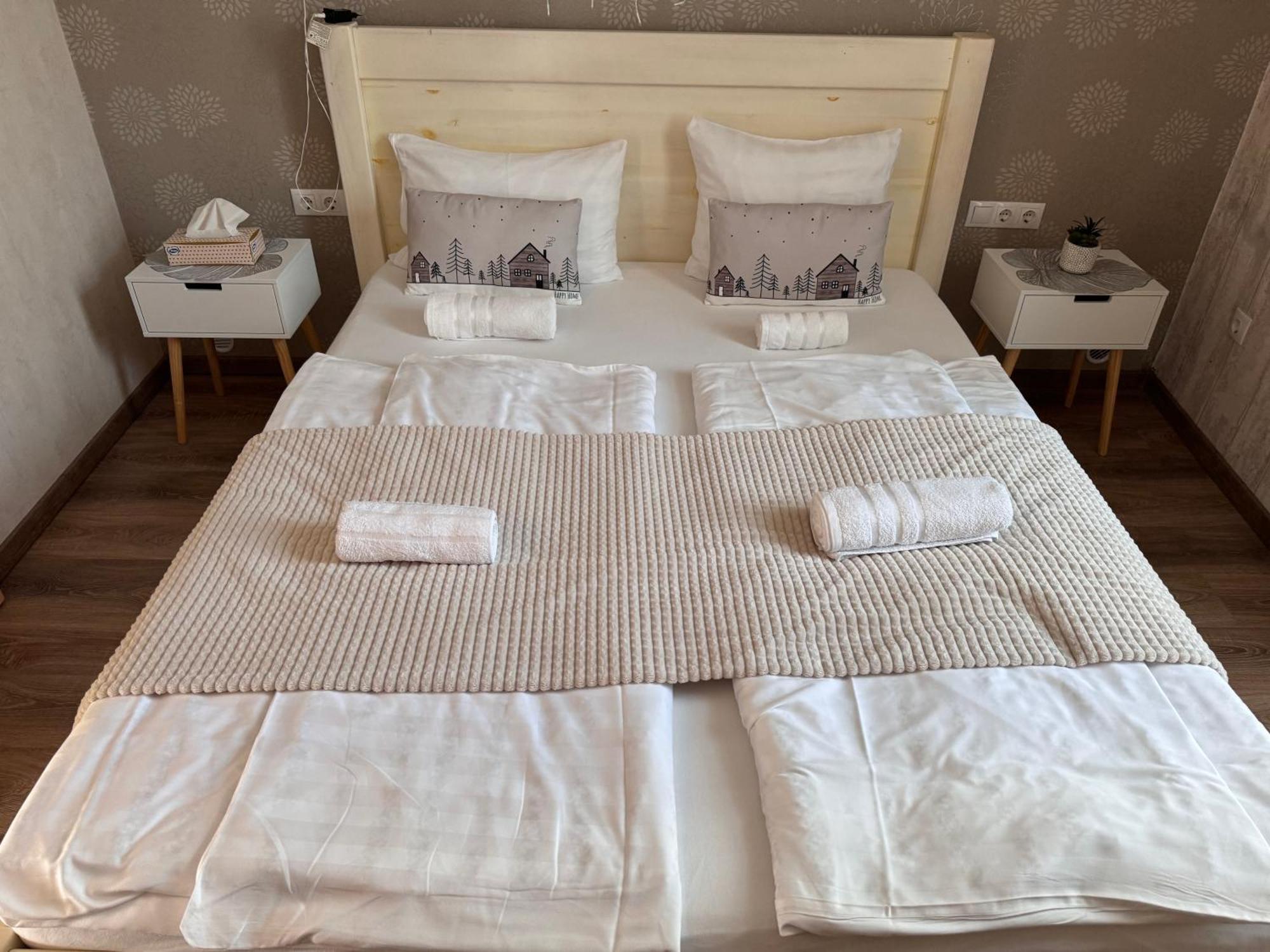 Safit-Mandala Apartment Mosonmagyaróvár Екстериор снимка